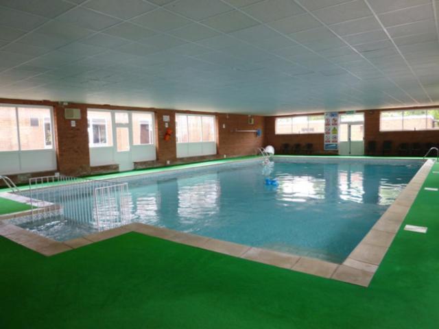 Amazing With Pool, Clubhouse, Arcade, Bar, Cafe And Entertainment Onsite Chalet *